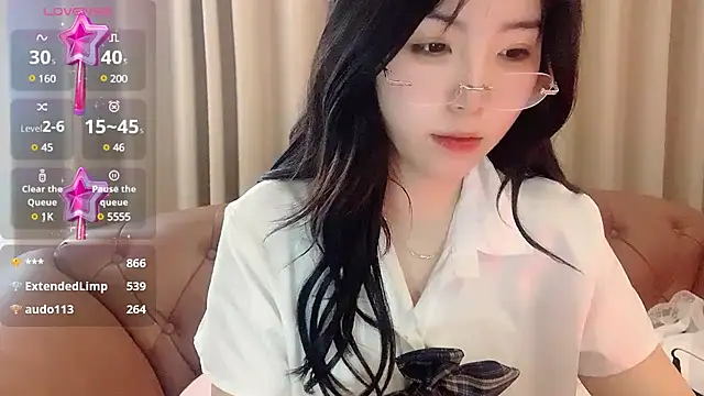 NickiBloom online show from 02/20/25, 07:01