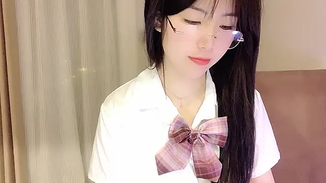NickiBloom online show from 03/19/25, 02:46