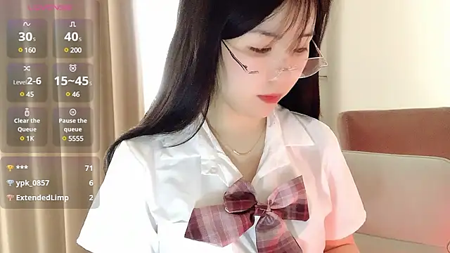 NickiBloom online show from 03/23/25, 05:43