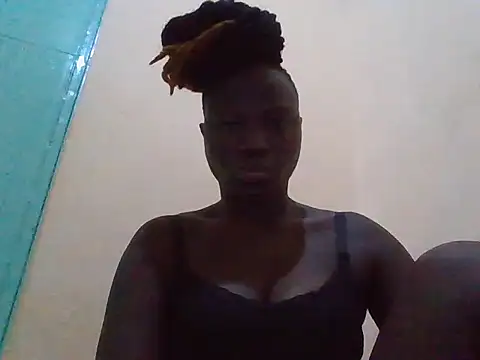 Prety petty online show from 02/18/25, 02:16
