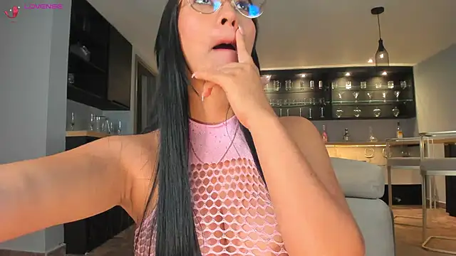 NatyFerrer  online show from 01/10/25, 04:51