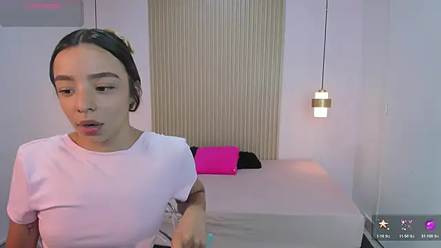AliceRoss0 online show from 05/14/26, 08:26