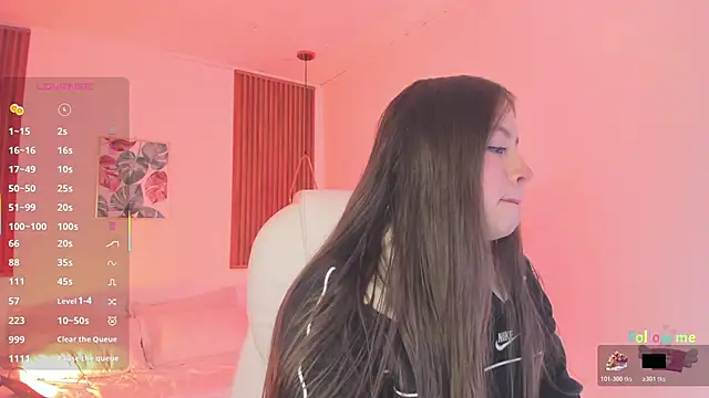 TiffanyWright online show from 11/07/25, 11:32