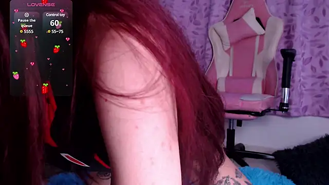Alicedangerrr online show from 01/31/25, 12:39