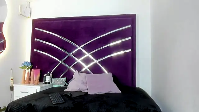MaiteHT online show from 01/09/25, 01:56