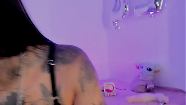 shadowcatt  online show from 01/17/25, 08:55