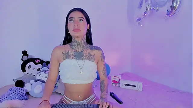 Snapshot of shadowcatt_ chatting on 01/20/25, 08:18 shadowcatt online show from 01/20/25, 08:18