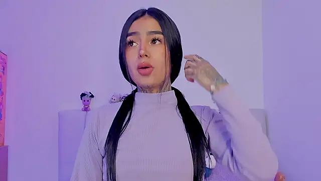 Snapshot of shadowcatt_ chatting on 10/16/25, 07:37 shadowcatt online show from 10/16/25, 07:37