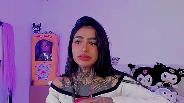 Snapshot of shadowcatt_ chatting on 11/04/25, 10:09 shadowcatt online show from 11/04/25, 10:09