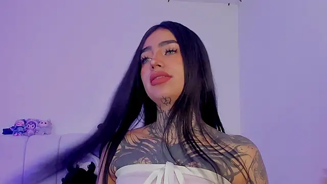 Snapshot of shadowcatt_ chatting on 11/11/25, 06:52 shadowcatt online show from 11/11/25, 06:52