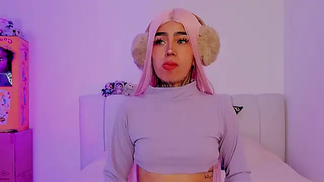 Snapshot of shadowcatt_ chatting on 11/21/25, 08:07 shadowcatt online show from 11/21/25, 08:07