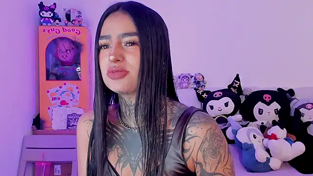 Snapshot of shadowcatt_ chatting on 12/03/25, 09:24 shadowcatt online show from 12/03/25, 09:24