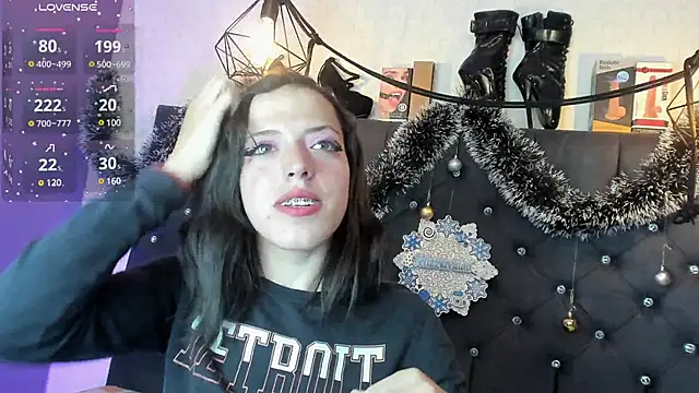 Vannesa gomezz online show from 12/12/24, 03:21