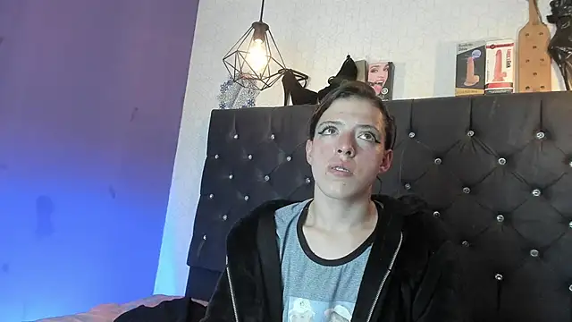 Vannesa gomezz online show from 01/18/25, 07:28