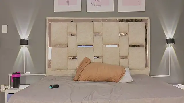 Saraa lov online show from 09/23/25, 03:09