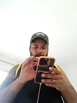 Ale Mineiro online show from 07/17/26, 08:03