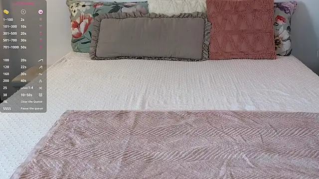 AliceMYs online show from 11/04/25, 10:14