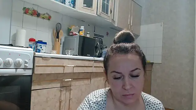Vika  online show from 02/02/25, 01:55