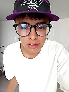 Cuervo maniaco online show from 12/15/24, 02:37