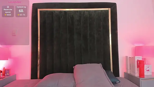 DanyFreydell online show from 09/12/25, 04:34
