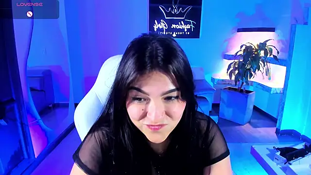 Snapshot of TifanyWhite_ chatting on 12/26/24, 11:24 TifanyWhite online show from 12/26/24, 11:24