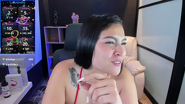 Snapshot of TifanyWhite_ chatting on 03/19/25, 12:15 TifanyWhite online show from 03/19/25, 12:15