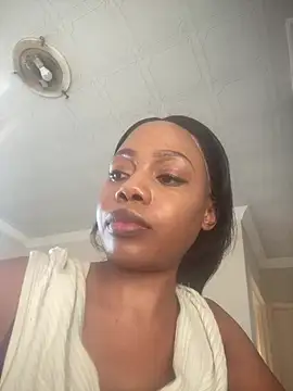 NAUGHTYSHALOTXX online show from 07/16/26, 02:56
