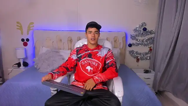 Rob saenz  online show from 12/12/24, 09:58