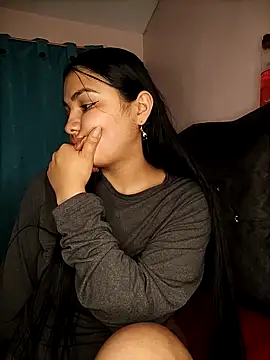 Snapshot of Nahiara_velez chatting on 02/26/25, 11:26 Nahiara velez online show from 02/26/25, 11:26