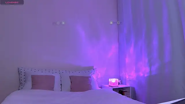 StacyWorry online show from 10/17/25, 02:26