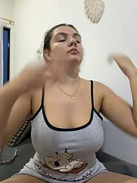 eva y marcelo online show from 07/28/26, 10:21