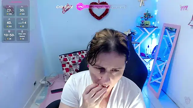 Snapshot of victoria_jones chatting on 02/25/26, 03:32 victoria jones online show from 02/25/26, 03:32