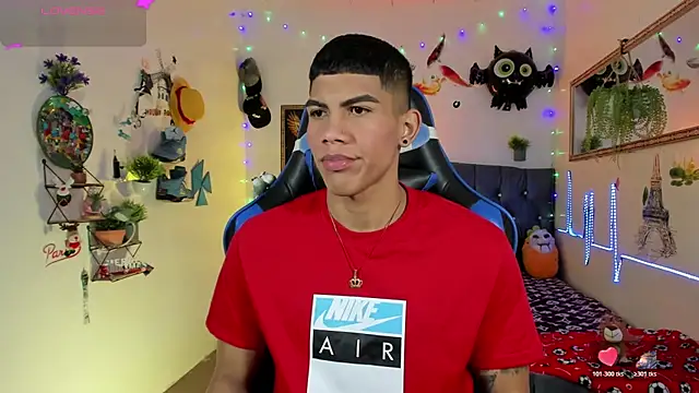 Damian latinxxx online show from 11/12/25, 03:18