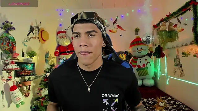 Damian latinxxx online show from 11/22/25, 03:16