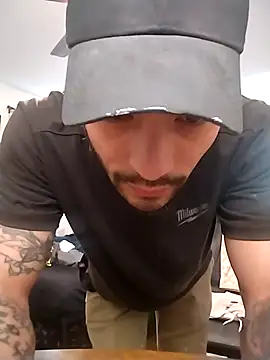 JohnnyDeep187 online show from 12/21/24, 07:49