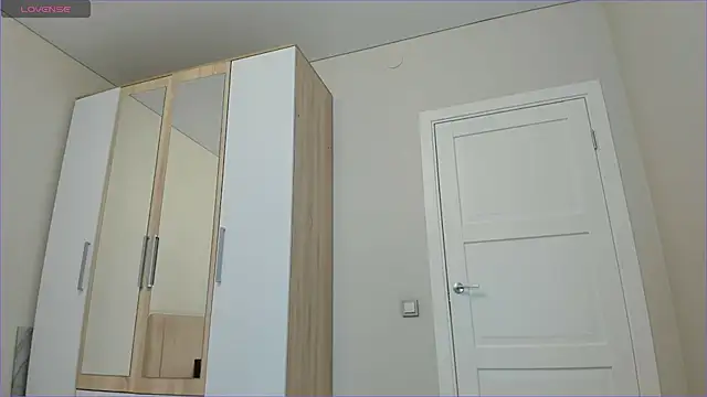 sweety vikky online show from 03/12/25, 12:20