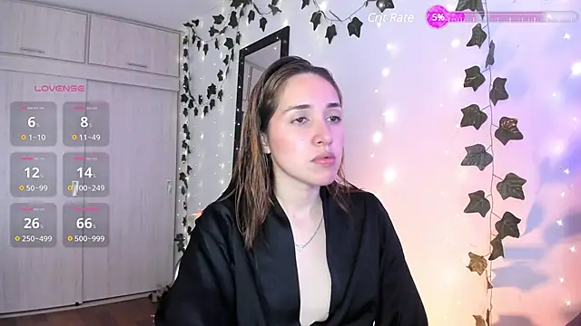 Sarah Castillo  online show from 03/01/25, 10:10