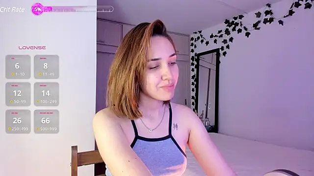 Sarah Castillo  online show from 03/21/25, 02:29