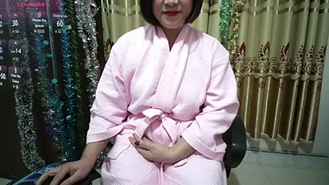 Mama-BigPussy online show from 12/16/25, 01:49