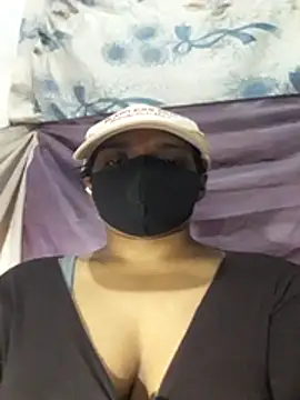 Snapshot of Tharukasenevirathne chatting on 06/25/26, 04:44 Tharukasenevirathne online show from 06/25/26, 04:44