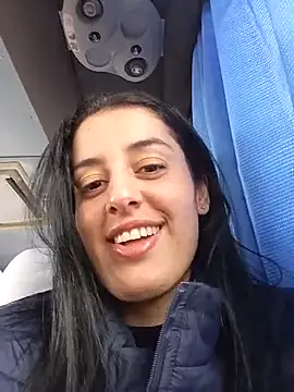 Snapshot of Catmila94 chatting on 09/25/25, 01:37 Catmila94 online show from 09/25/25, 01:37