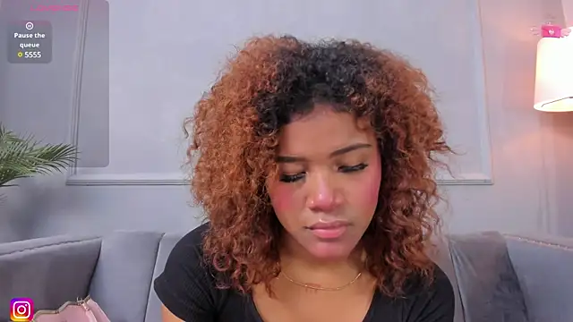 Isabellsmmith online show from 02/24/25, 03:55