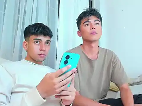 Snapshot of shawn__sanderson1 chatting on 01/27/25, 04:11 shawn sanderson1 online show from 01/27/25, 04:11