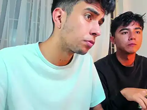 Snapshot of shawn__sanderson1 chatting on 02/13/25, 06:05 shawn sanderson1 online show from 02/13/25, 06:05