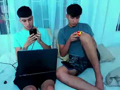 Snapshot of shawn__sanderson1 chatting on 02/25/25, 07:03 shawn sanderson1 online show from 02/25/25, 07:03