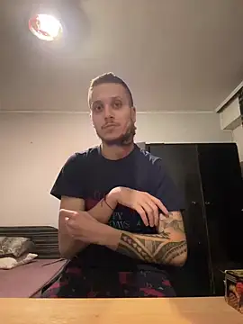 Snapshot of BWC69_69_69 chatting on 12/03/24, 10:18 BWC69 69 69 online show from 12/03/24, 10:18