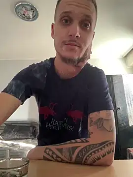 Snapshot of BWC69_69_69 chatting on 12/16/24, 12:06 BWC69 69 69 online show from 12/16/24, 12:06