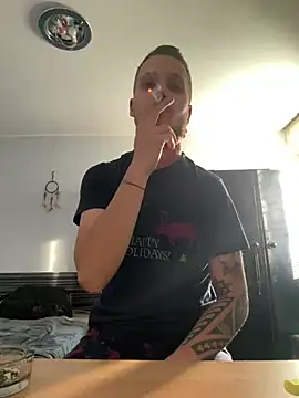 Snapshot of BWC69_69_69 chatting on 12/17/24, 01:05 BWC69 69 69 online show from 12/17/24, 01:05