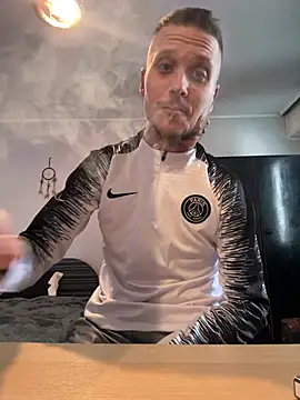 Snapshot of BWC69_69_69 chatting on 12/28/24, 10:47 BWC69 69 69 online show from 12/28/24, 10:47