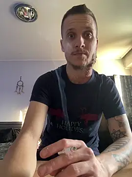 Snapshot of BWC69_69_69 chatting on 01/05/25, 01:15 BWC69 69 69 online show from 01/05/25, 01:15